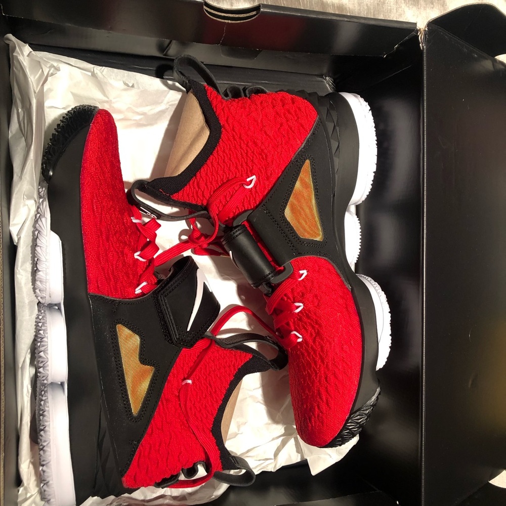 Lebron XV Prime